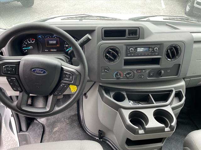 2024 Ford E-Series E450 - Photo 9