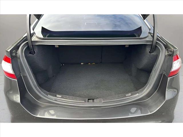 2016 Ford Fusion SE - Photo 9
