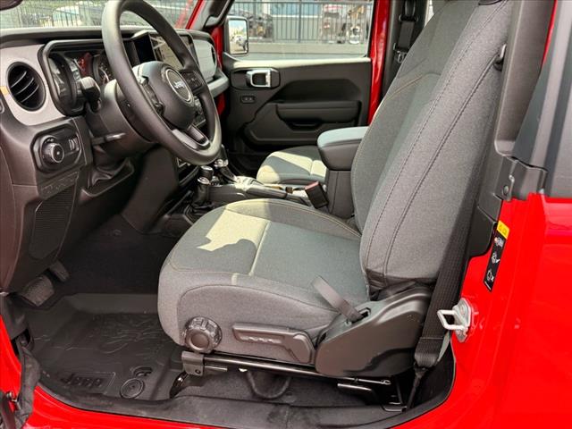 2025 Jeep Wrangler SPORT 2 DOOR 4X4