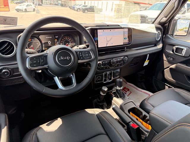 2025 Jeep Wrangler SAHARA 4 DOOR 4X4