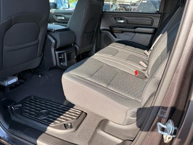 2025 RAM 1500 TRADESMAN 4X4 CREW CAB 5