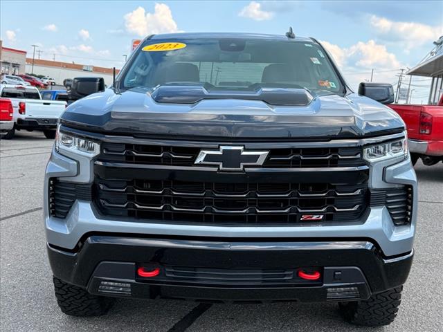 2023 Chevrolet Silverado 1500 4WD CREW CAB 147  LT TRAI