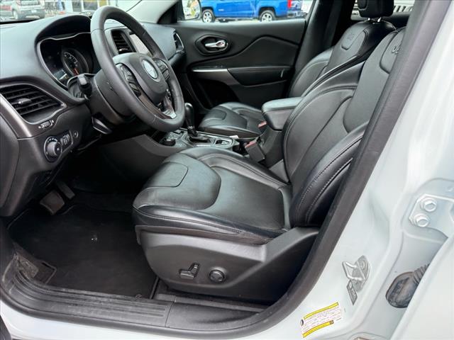 2022 Jeep Cherokee LATITUDE LUX 4X4
