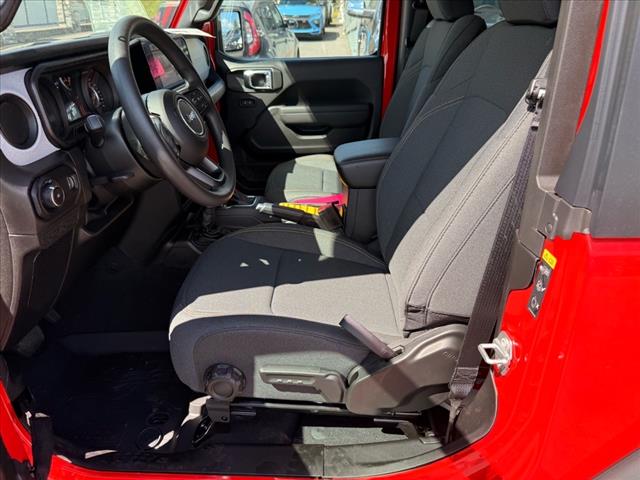 2025 Jeep Wrangler SPORT 2 DOOR 4X4
