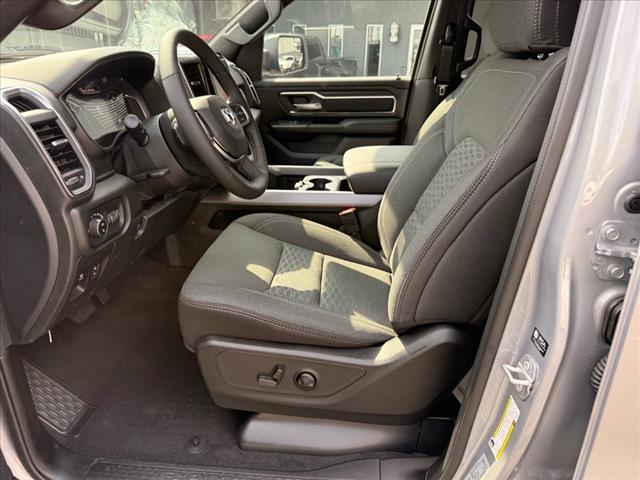 2025 RAM 1500 BIG HORN 4X4 CREW CAB 57