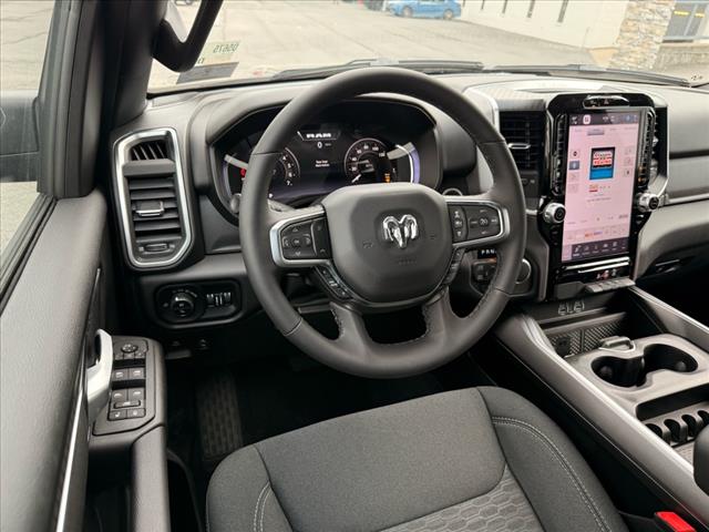 2025 RAM 1500 BIG HORN 4X4 CREW CAB 57