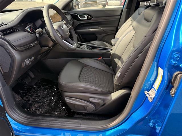 2025 Jeep Compass LATITUDE 4X4