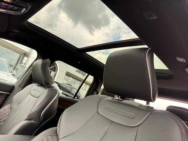 2025 Jeep Grand Cherokee SUMMIT 4X4