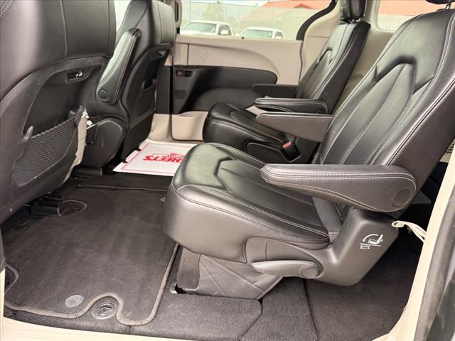2023 Chrysler Pacifica TOURING L FWD