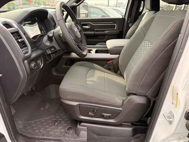 2025 RAM 2500 BIG HORN 4X4 CREW CAB 64