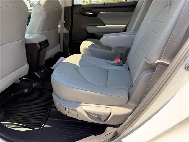 2024 Toyota Highlander XLE AWD