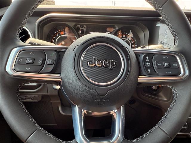 2025 Jeep Wrangler SAHARA 4 DOOR 4X4
