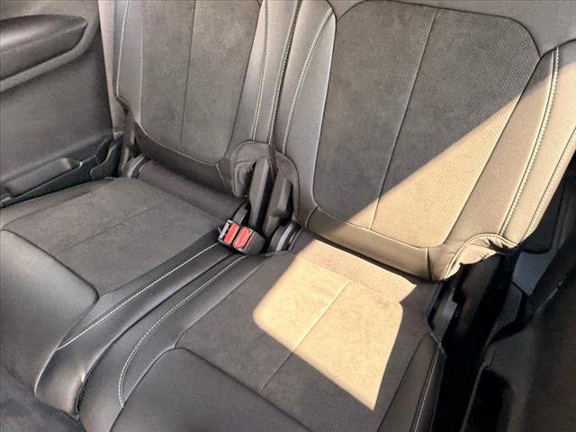 2025 Jeep Grand Cherokee L LAREDO X 4X4