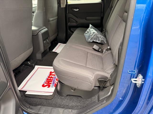 2024 Nissan Frontier CREW CAB 4X4 SV