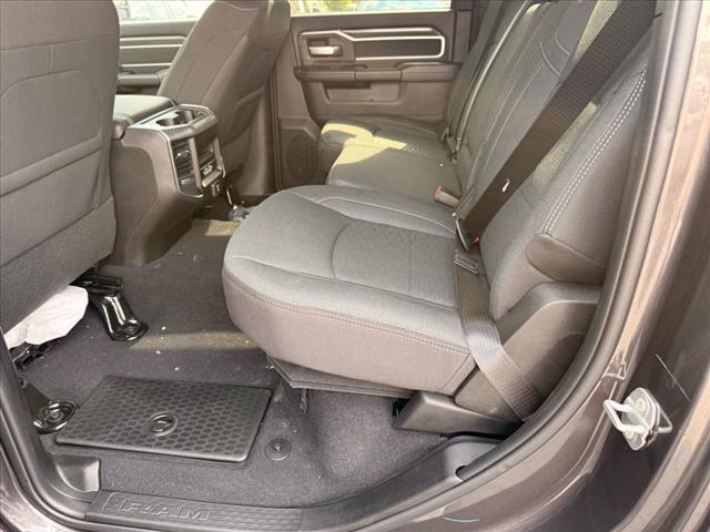 2025 RAM 2500 BIG HORN 4X4 CREW CAB 64