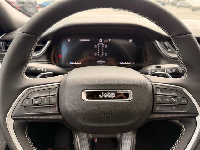 2025 Jeep Grand Cherokee L LAREDO X 4X4