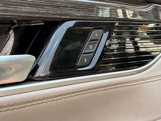 2022 Jeep Wagoneer SERIES II 4X4
