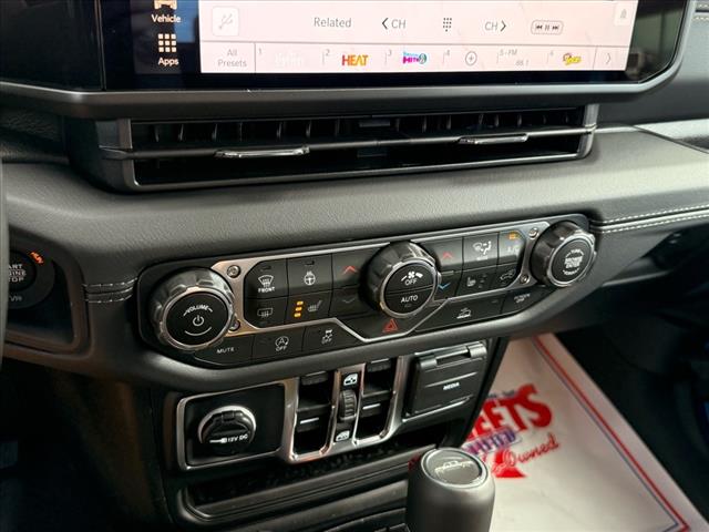 2025 Jeep Gladiator HIGH TIDE 4X4 *LTD AVAIL*