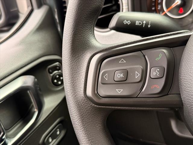 2025 Jeep Gladiator NIGHTHAWK 4X4 *LTD AVAIL*
