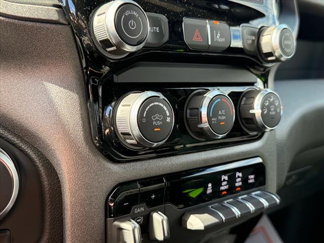 2026 RAM 1500 WARLOCK 4X4 CREW CAB 57