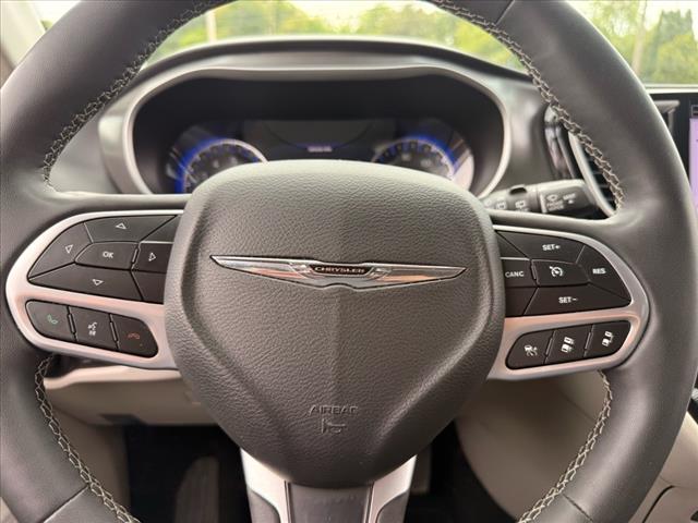 2023 Chrysler Pacifica TOURING L FWD