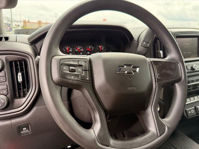 2024 Chevrolet Silverado 1500 4WD CREW CAB 147  CUSTOM
