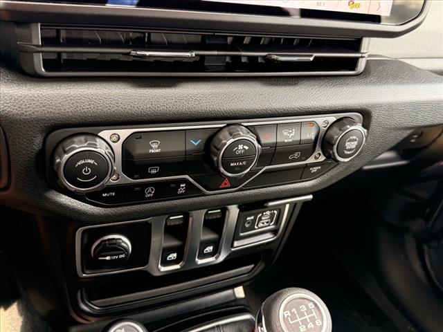 2025 Jeep Wrangler SPORT 2 DOOR 4X4