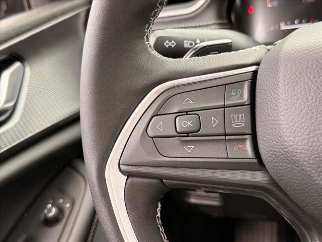 2025 Jeep Grand Cherokee L LAREDO X 4X4