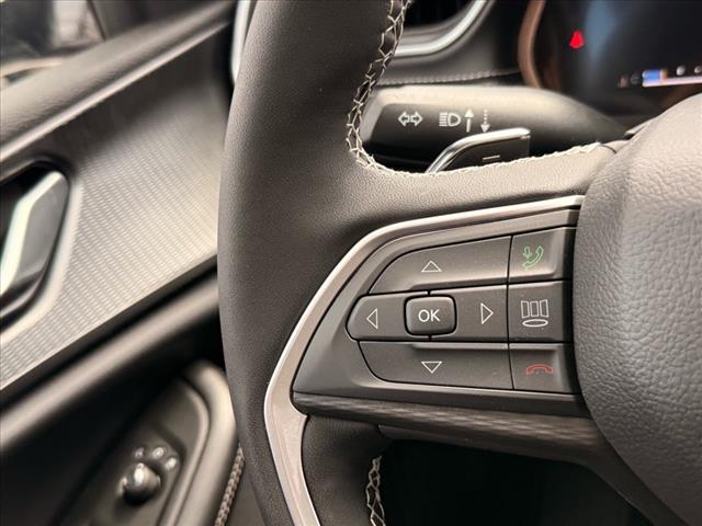 2025 Jeep Grand Cherokee L LAREDO X 4X4