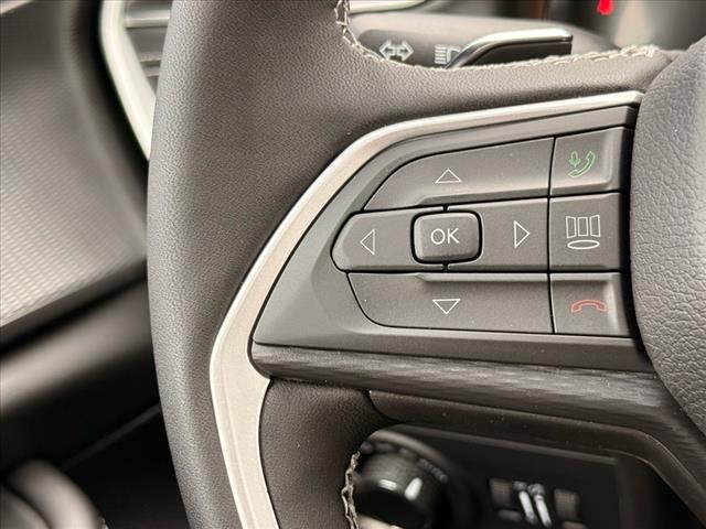 2025 Jeep Grand Cherokee L LAREDO X 4X4