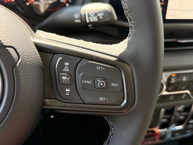 2025 Jeep Gladiator MOJAVE 4X4