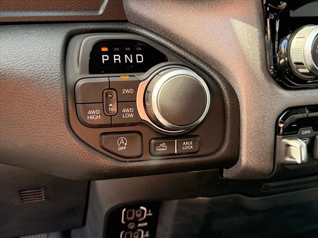 2026 RAM 1500 WARLOCK 4X4 CREW CAB 57