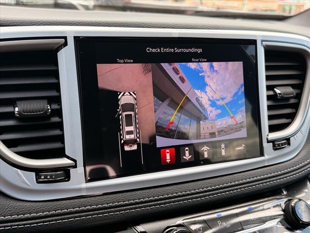 2026 Chrysler Pacifica SELECT FWD