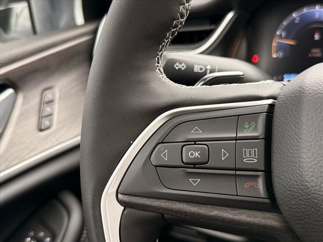 2025 Jeep Grand Cherokee LIMITED 4X4