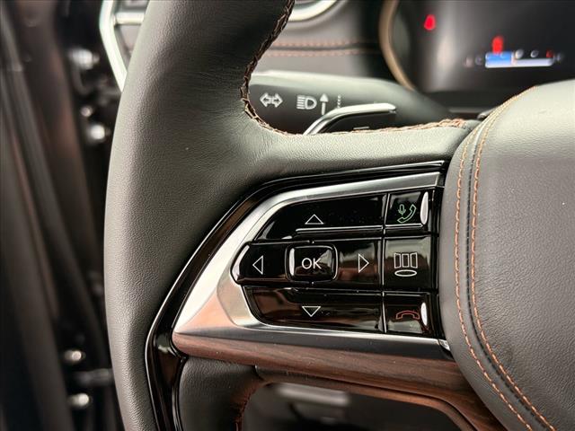 2025 Jeep Grand Cherokee SUMMIT 4X4