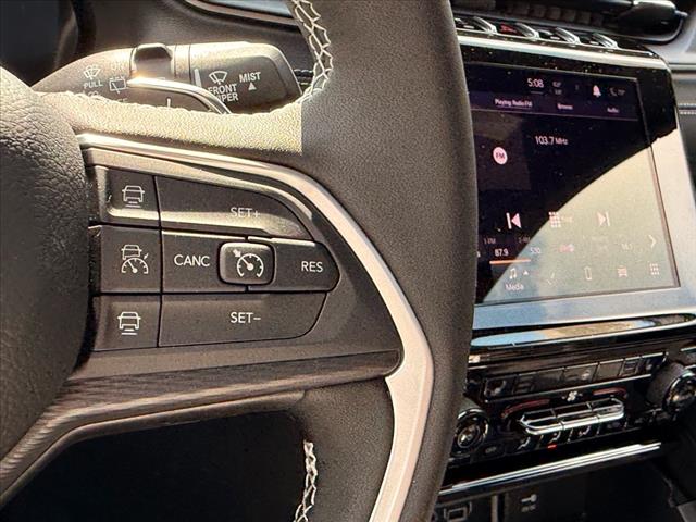 2025 Jeep Grand Cherokee L LAREDO X 4X4