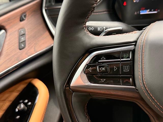 2025 Jeep Grand Cherokee L SUMMIT 4X4
