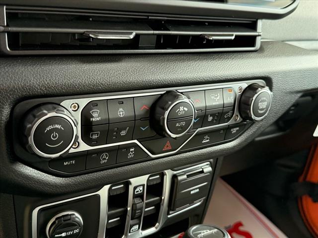 2025 Jeep Gladiator WILLYS 4X4