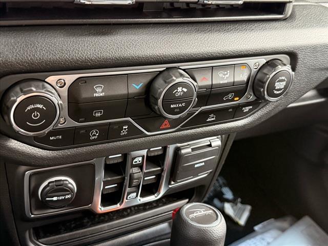 2025 Jeep Gladiator SPORT S 4X4