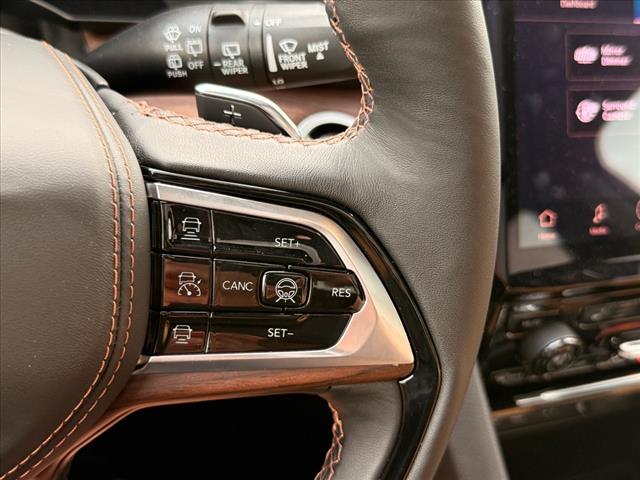 2025 Jeep Grand Cherokee L SUMMIT 4X4