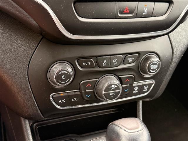 2022 Jeep Cherokee LATITUDE LUX 4X4