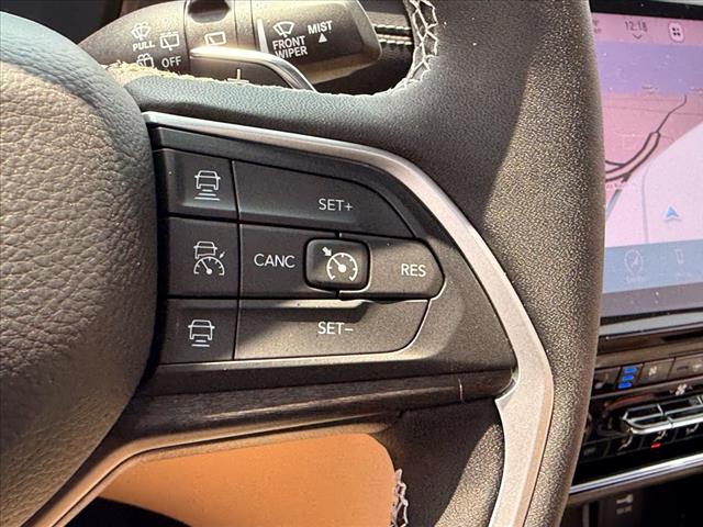 2025 Jeep Grand Cherokee LIMITED 4X4
