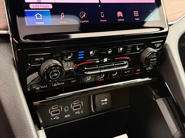 2025 Jeep Grand Cherokee SUMMIT 4X4