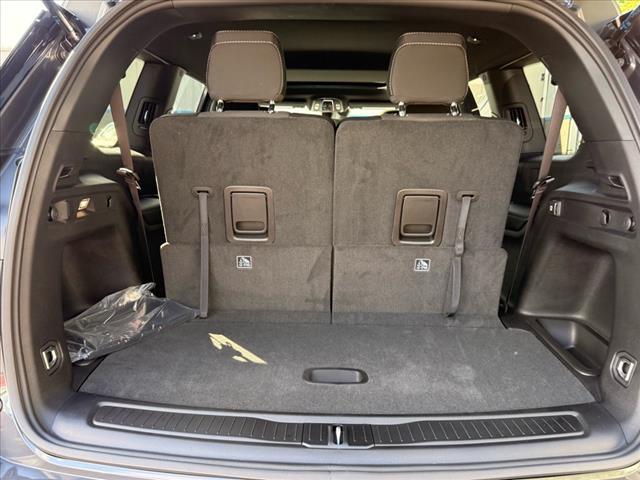 2025 Jeep Grand Cherokee L LAREDO X 4X4