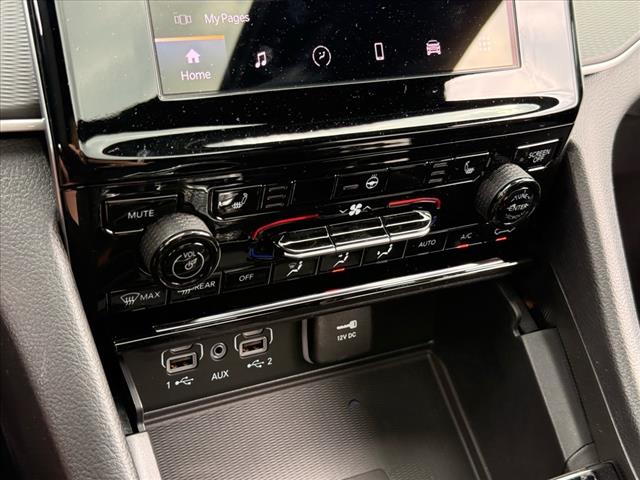 2025 Jeep Grand Cherokee L LAREDO X 4X4