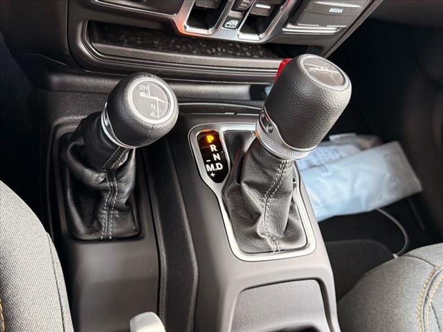 2025 Jeep Gladiator SPORT S 4X4