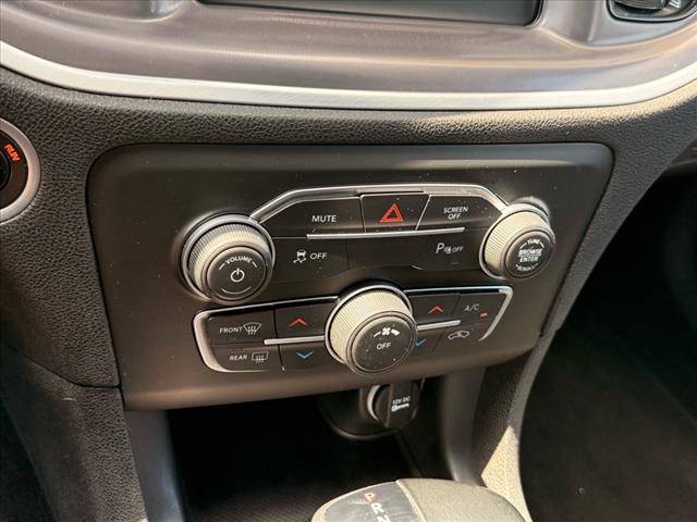 2022 Dodge Charger SXT RWD
