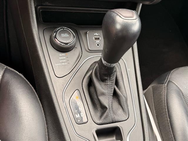 2022 Jeep Cherokee LATITUDE LUX 4X4