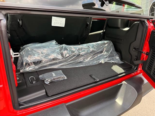 2025 Jeep Wrangler SPORT 2 DOOR 4X4