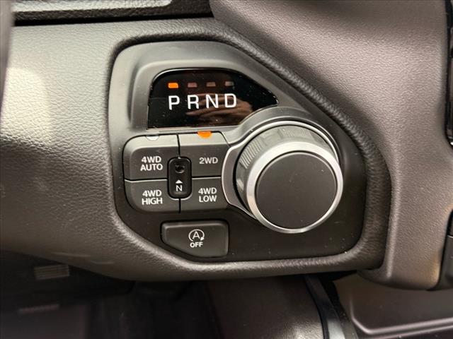 2025 RAM 1500 BIG HORN 4X4 CREW CAB 57
